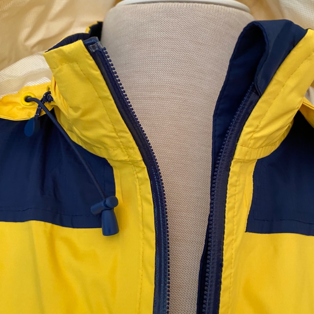 Vineyard Vines Pullover Rain Jacket, Small - image 3